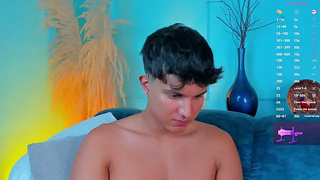 Leo_Savage_ élő XXX-chatje