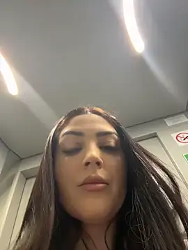 Lexi_Storm élő XXX-chatje