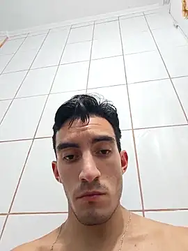 TommyMomentumのウェブカメラショー