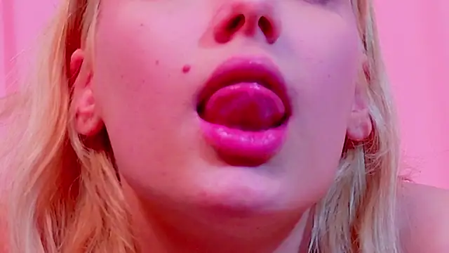 Živý XXX chat MeowthLilu