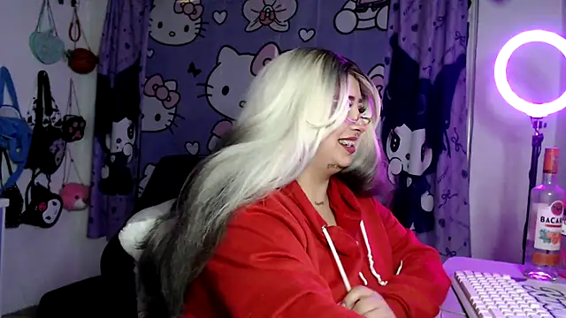 lussyevans24 Live XXX-Chat