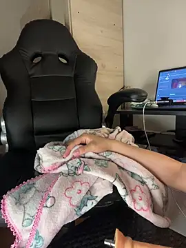 Miichii Chat XXX in diretta