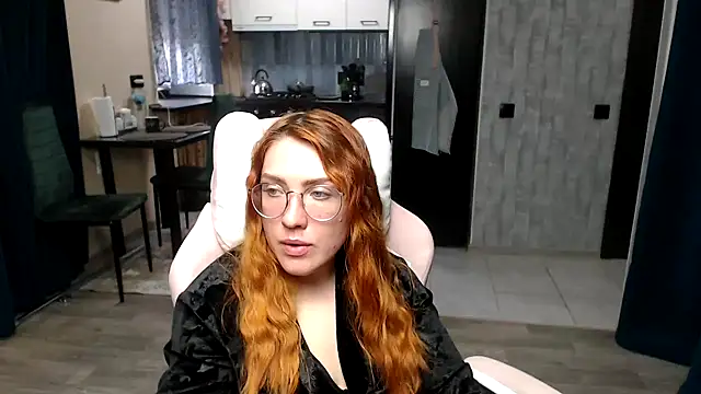 Reginasmilee – Naživo XXX chat