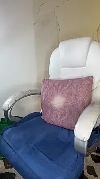 NiickyJones 现场XXX聊天