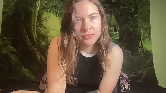 Pokazy przed kamerką – mo0ngoddess