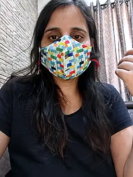 Sembang XXX Secara Langsung tinaarora