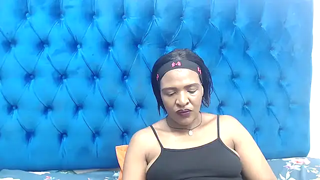 SpicyQueenxxxx: онлайн-секс-чат