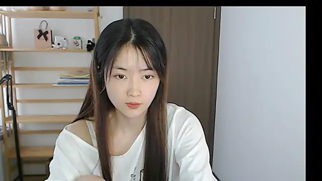 Mimi-cnbaby 即時 XXX 聊天