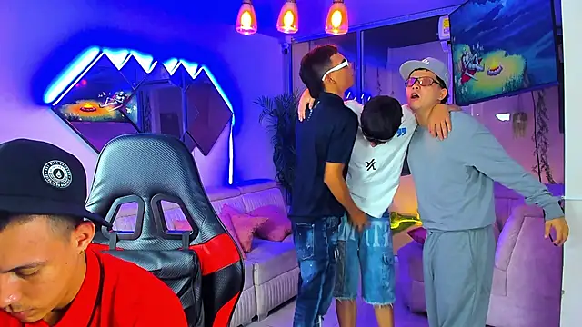 Webkamerová show Houseofwarrios