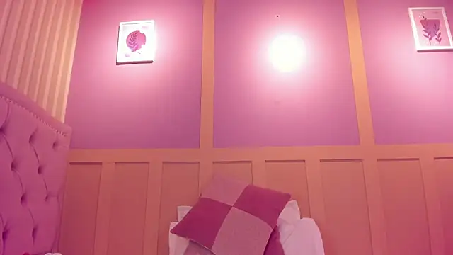 LilithAllenn 即時 XXX 聊天