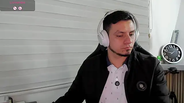 Rick_Adams Live XXX-Chat