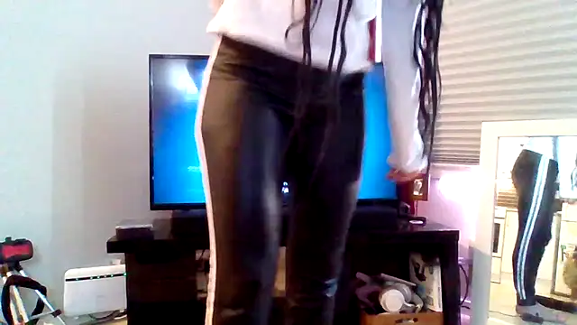 shyhornymommy Live XXX-chat