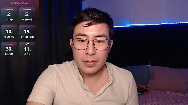 Chat +18 de andrewmhilton_ ao vivo