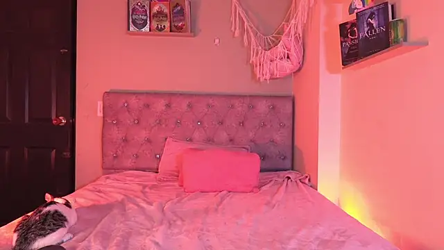 Chat XXX en directo de Alisha_Olsen_