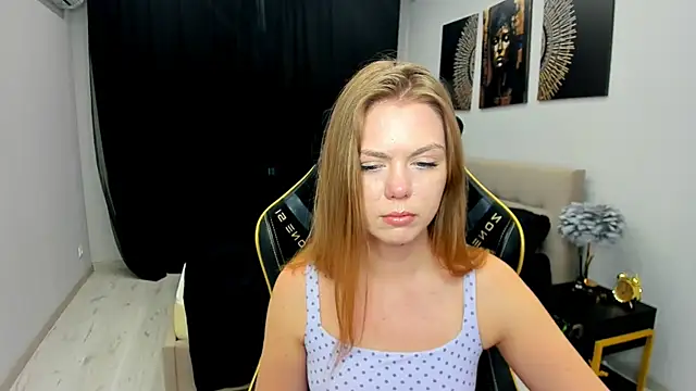 Strawberrye – Naživo XXX chat