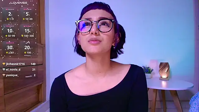 tati_cardenas' Live XXX Chat