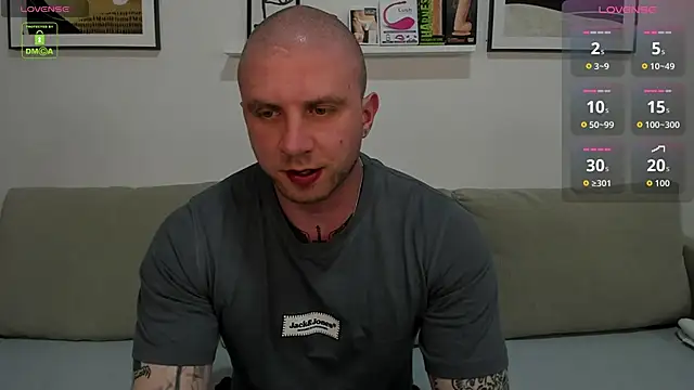 Gerard_Finbar Show in webcam