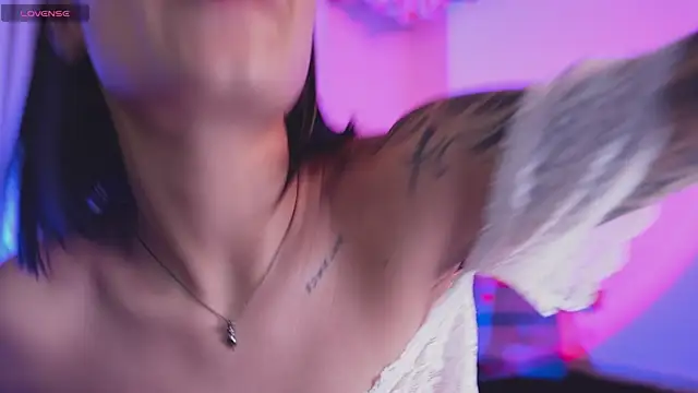 _nanaleon_のライブXXXチャット