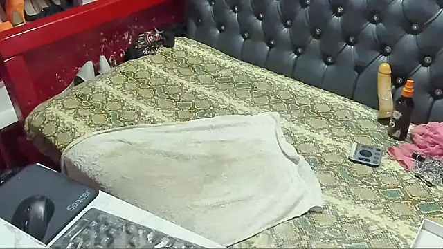 Lily4yourfun Webcam show