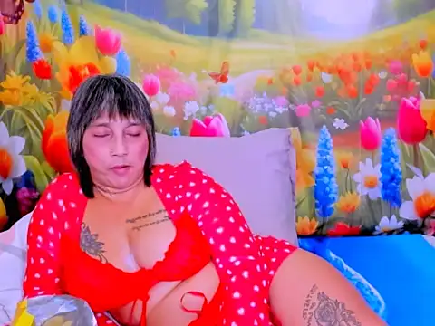 indianroxy Adlı Modelin Canlı XXX Sohbeti