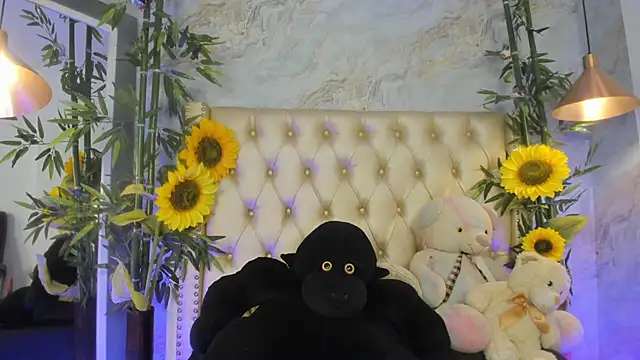 LittleeJaz Chat XXX in diretta