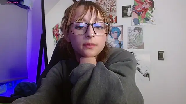 CelesteAyase Adlı Modelin Canlı XXX Sohbeti