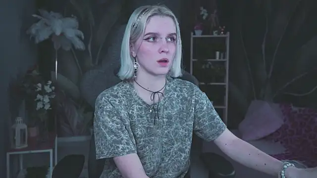 BethanyCloud লাইভ XXX চ্যাট