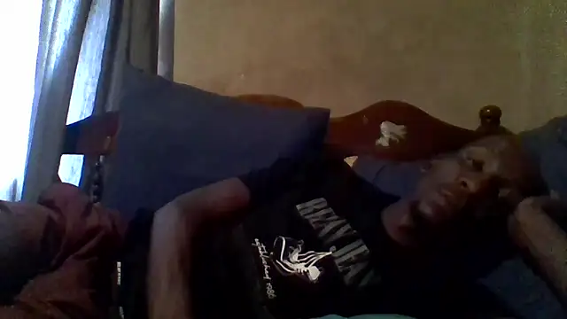 longdickson12345 Adlı Modelin Canlı XXX Sohbeti