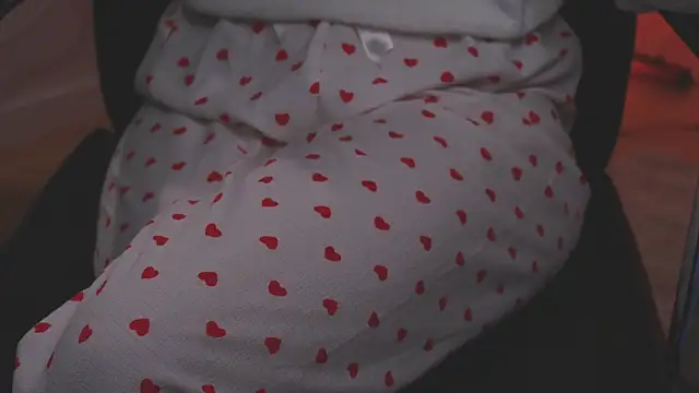 Leyla_crsh Adlı Modelin Canlı XXX Sohbeti