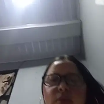 violetapeeveet Adlı Modelin Canlı XXX Sohbeti