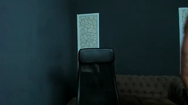 XXX chat uživo modela BrianHunts