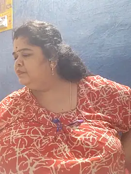 tamilthanushriのライブXXXチャット