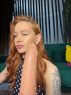 LittleFox___ Adlı Modelin Canlı XXX Sohbeti