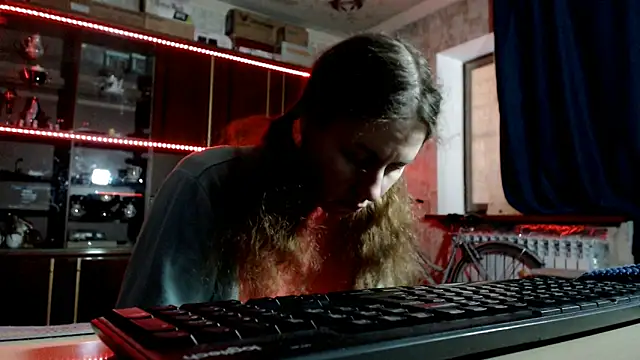 Онлайн чат XXX pa1e_pr1ncess