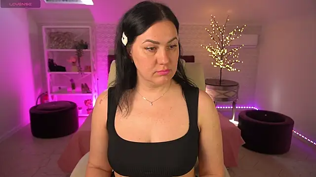 VelvetLuck 现场XXX聊天