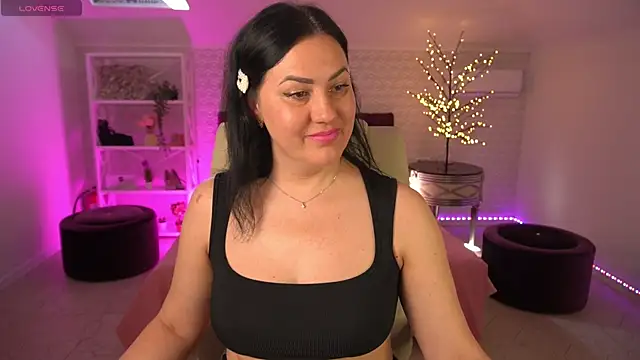 VelvetLuck's Live XXX Chat