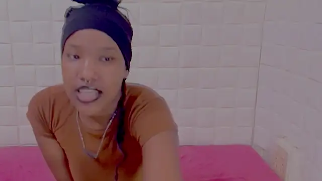 EroticSexyPrada Obrolan Langsung XXX