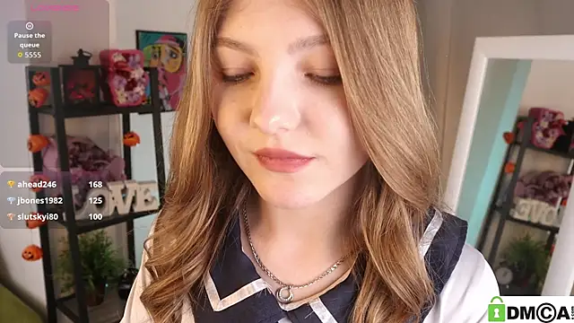 Sue_Sanders Adlı Modelin Canlı XXX Sohbeti