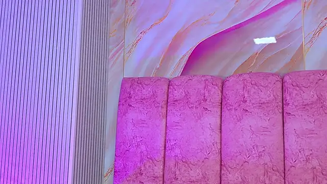 emmacurvy 现场XXX聊天