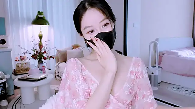 Онлайн чат XXX _Misaki_Eri