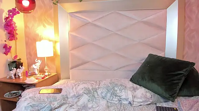 DannyRouds élő XXX-chatje