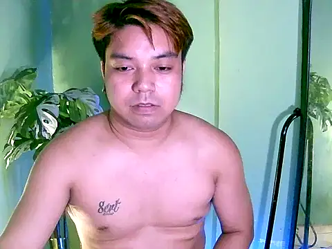 alexx_babexx 在線直播表演