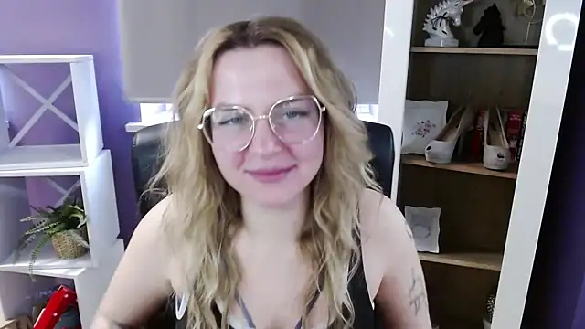 XXX chat uživo modela Zoey_Erotic