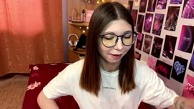 MoonRavelle Webcam Show