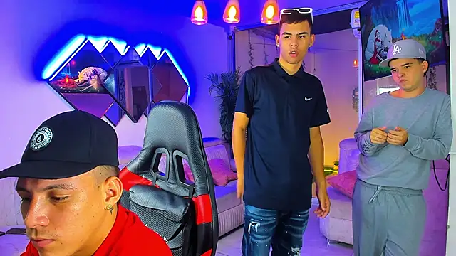 HouseofwarriosのライブXXXチャット