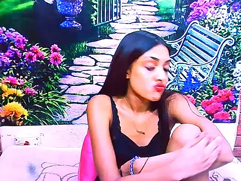 IndianPretty14u2LuvのライブXXXチャット