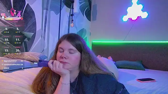 RubyValen Adlı Modelin Canlı XXX Sohbeti