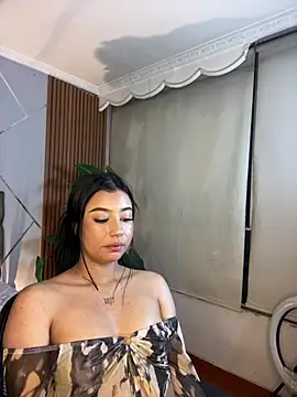 دردشة i_sabella_25 الجنسية المباشرة