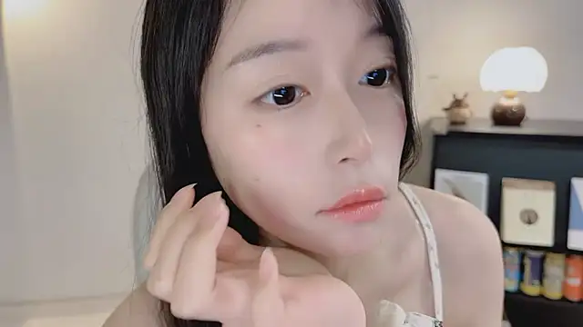 Onechestnut live XXX chat