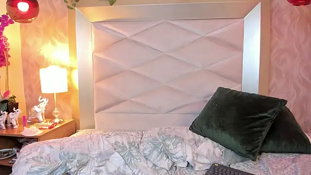 DannyRouds' Live XXX Chat